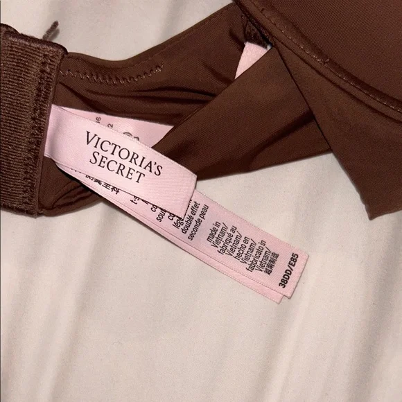 Victoria's Secret Chocolate Brown Bra t-shirt lightly lined full coverage. - Picture 2 of 6